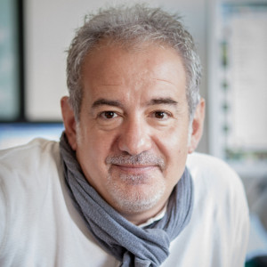 Стефан Командарев