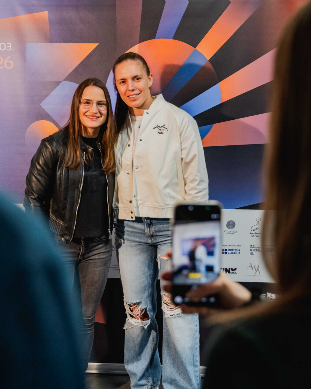 Кино Одеон - "Походът на амазонките"