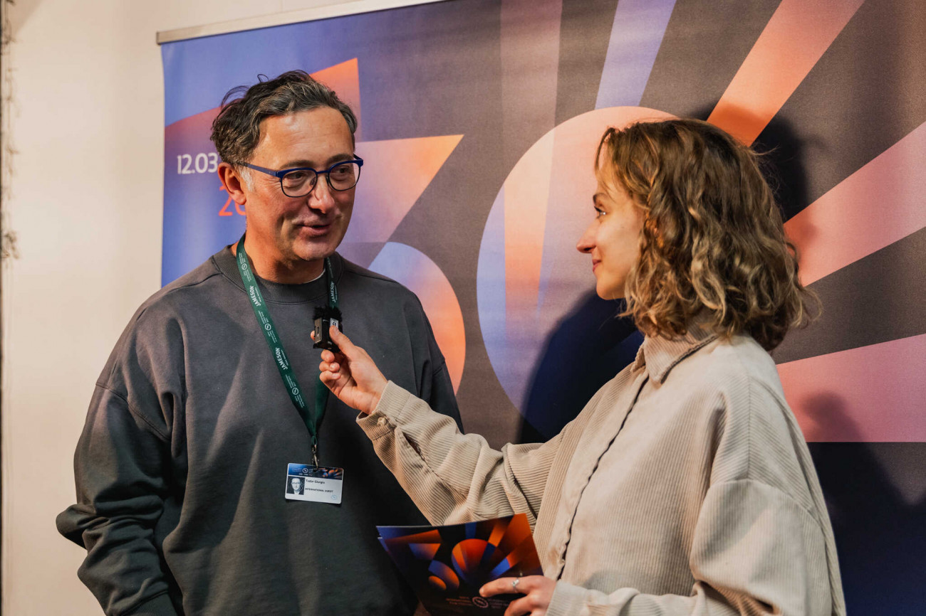 Кино Одеон - "Походът на амазонките"