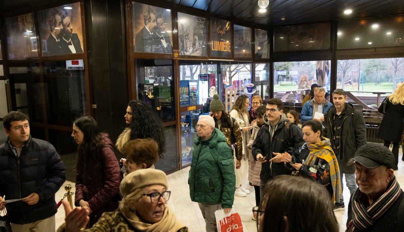 Кино Люмиер - "Последните концлагеристи от "Белене" "