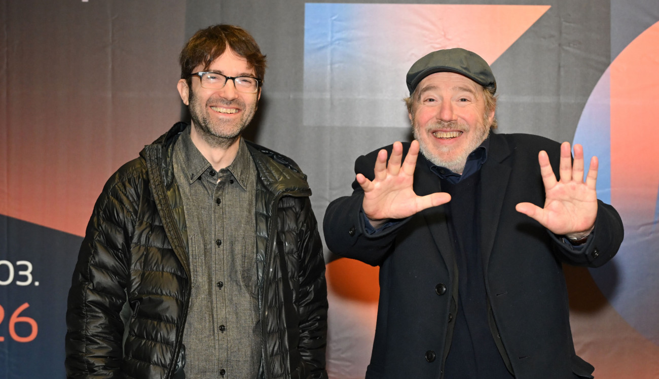 Кино Люмиер - "Два рояла"