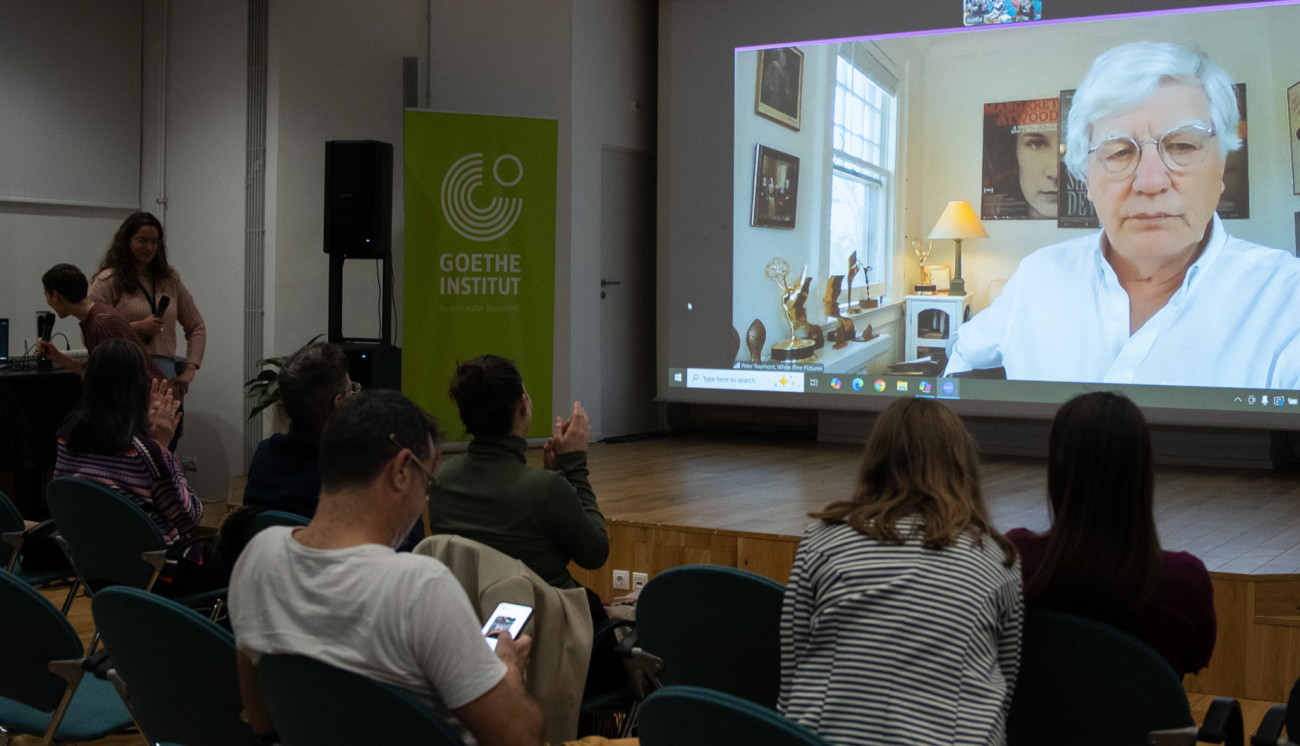 Гьоте-институт - "Пластмасови хора"