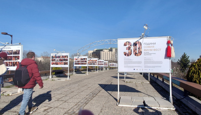 ЧЕСТИТА БАБА МАРТА!