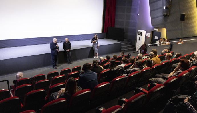 Кино Одеон - "Края на света"