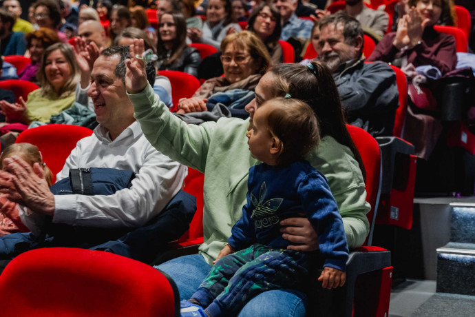 Кино Одеон - "Походът на амазонките"
