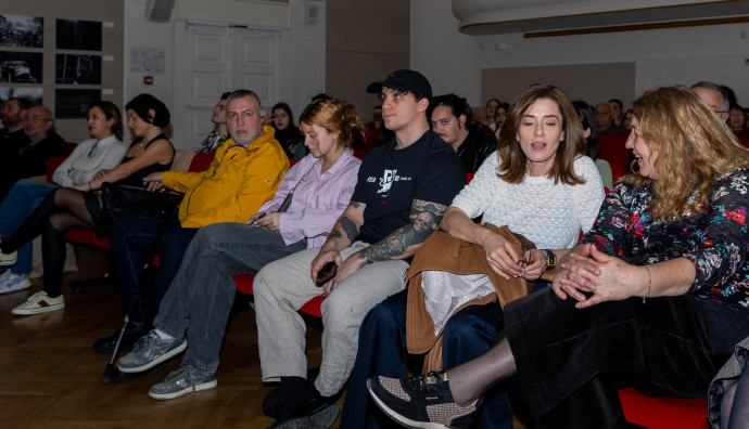 Френски институт - " Светът е голям и спасение дебне отвсякъде"