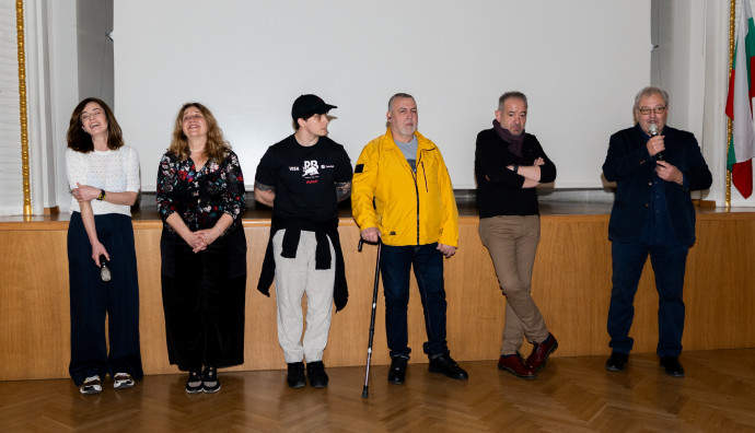 Френски институт - " Светът е голям и спасение дебне отвсякъде"