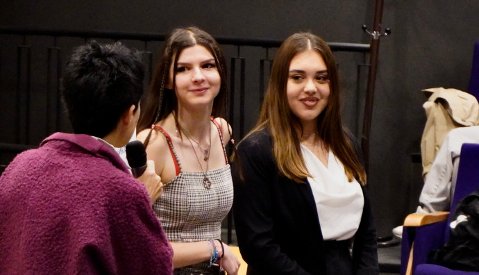 НАТФИЗ - "Оруел: 2+2-5"