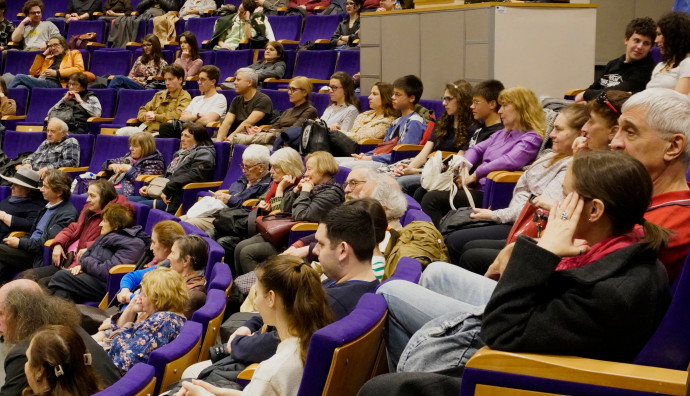 НАТФИЗ - "Оруел: 2+2-5"