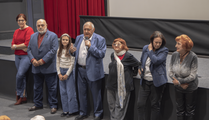 Odeon Cinema - "An Interview With a Prima"