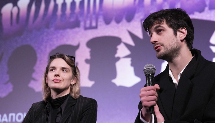 Cinema house - "Hallway to Nowhere"