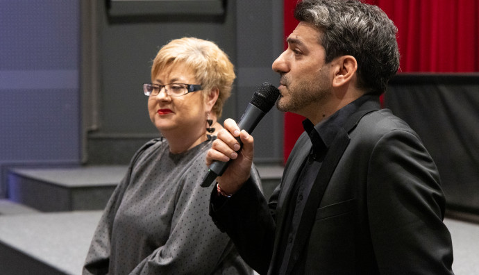 Кино Одеон - "Господинът и господа търговците на сирене"