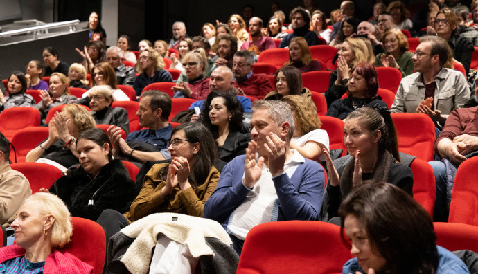 Кино Одеон - "Господинът и господа търговците на сирене"