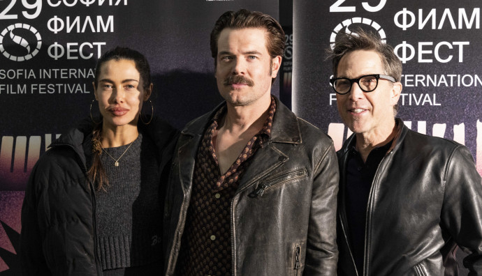 Lumiere Cinema - "The World Will Trembel"