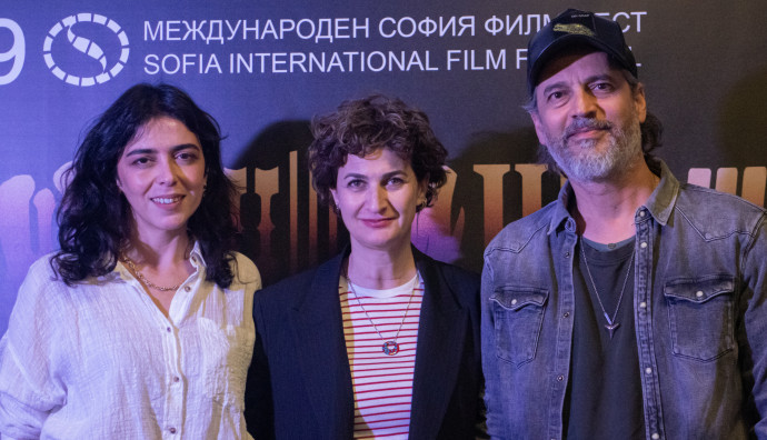 Кино Одеон - "Почакай да чуеш"