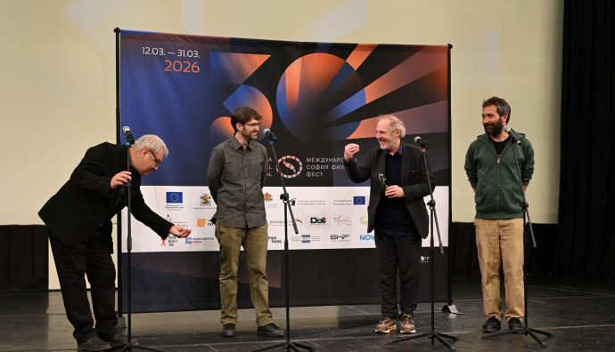 Кино Люмиер - "Два рояла"