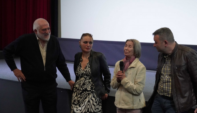 Odeon Cinema - "Letters to... and Back"