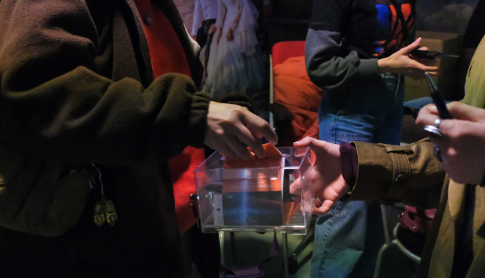 Euro Cinema -"Early Winter"