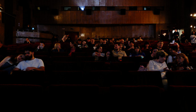 Дом на киното - "На ръба"