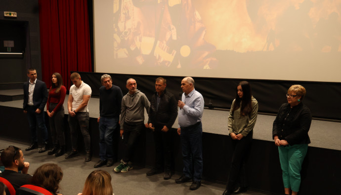 Odeon Cinema - "Firefighters"