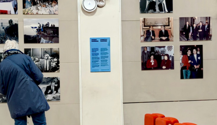 French institute - "Past Future Continuous"