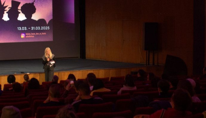 Cinema house - "Kulej. All that Glitters Isn`t Gold"