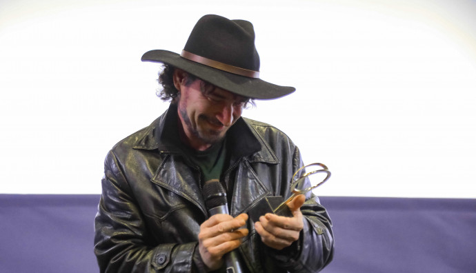 Odeon Cinema - "Vulture`s Wake"