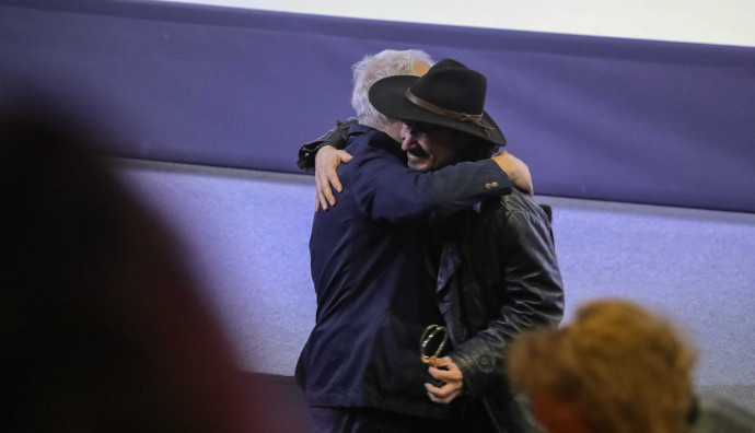 Odeon Cinema - "Vulture`s Wake"