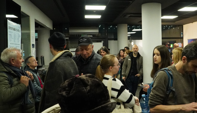 Odeon Cinema - "Whites Wash at Ninety"