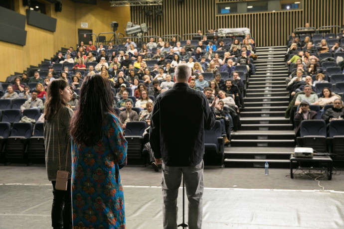 Кино Люмиер - "Истина или  предизвикателство"