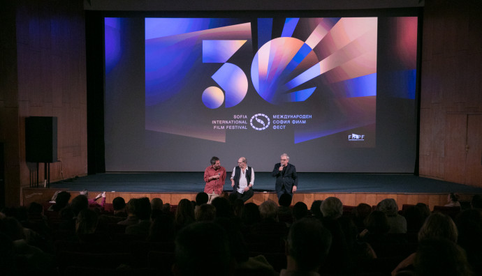 Cinema house - "The three Urns"