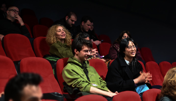 Кино Одеон - "Янис в градовете"