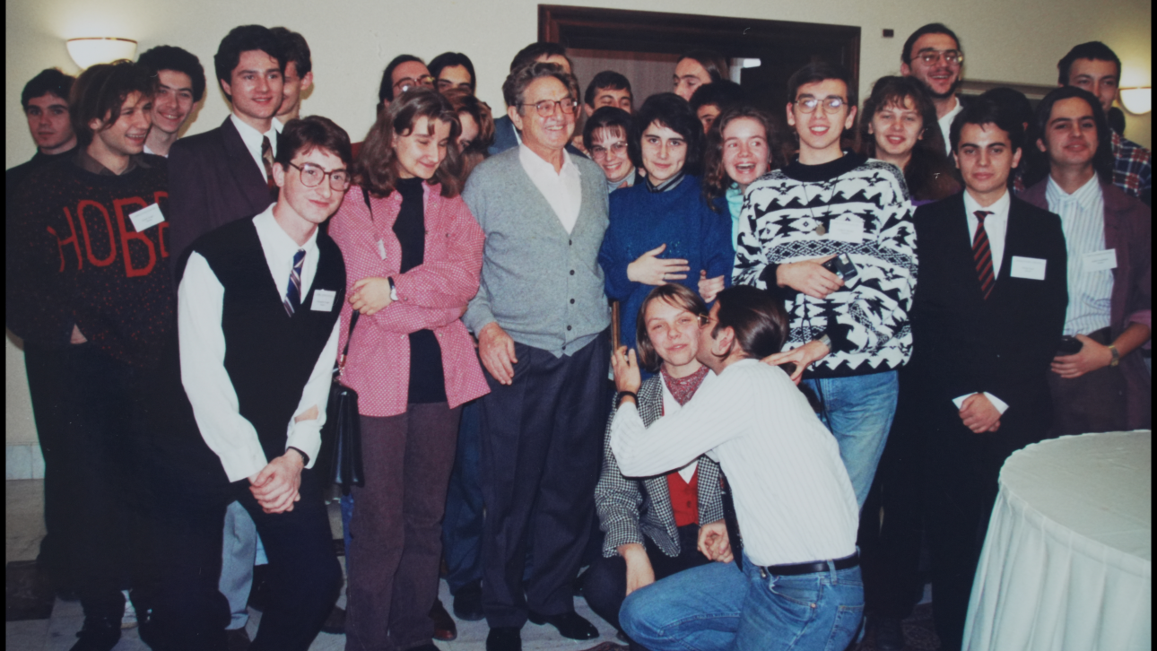 РАЖДАНЕТО НА ПРОМЯНАТА