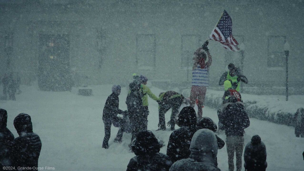 МОМИЧЕТА НА УТРЕШНИЯ ДЕН