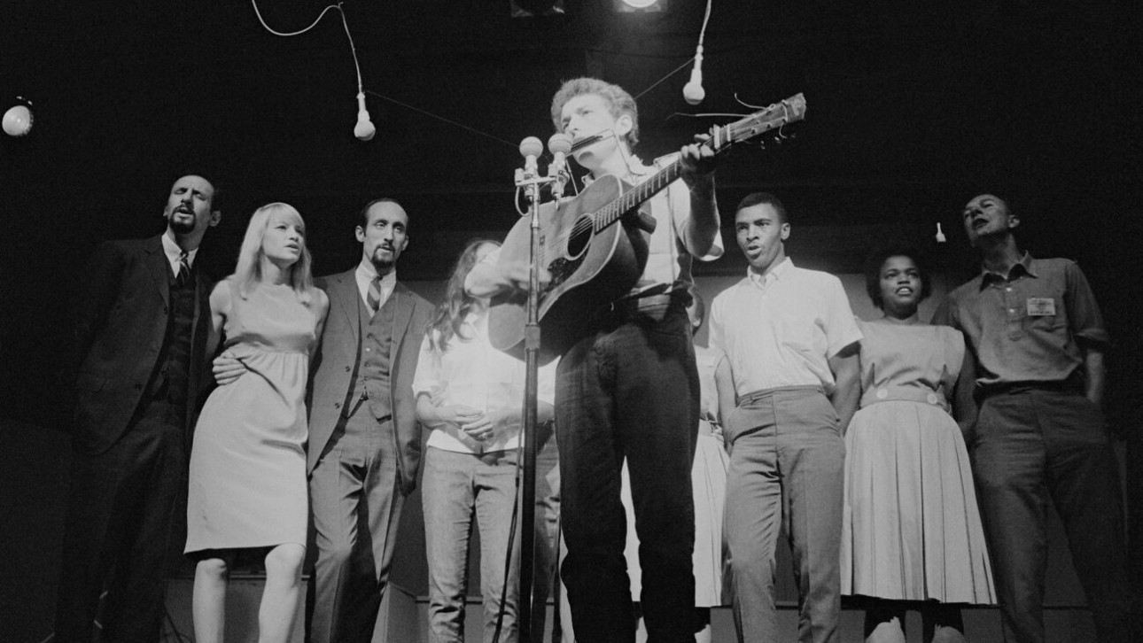 ФЕСТИВАЛЪТ В НЮПОРТ И ГОЛЯМАТА ФОЛК МЕЧТА