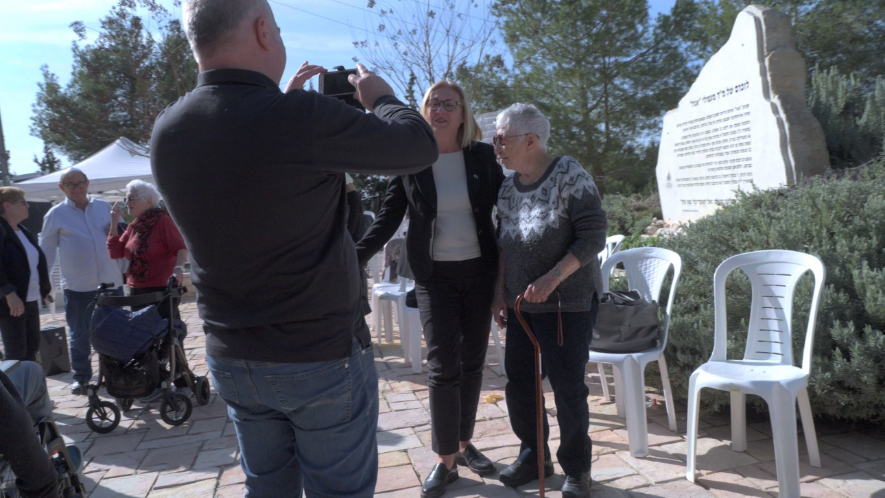 СЕСТРА РЕЖИНА