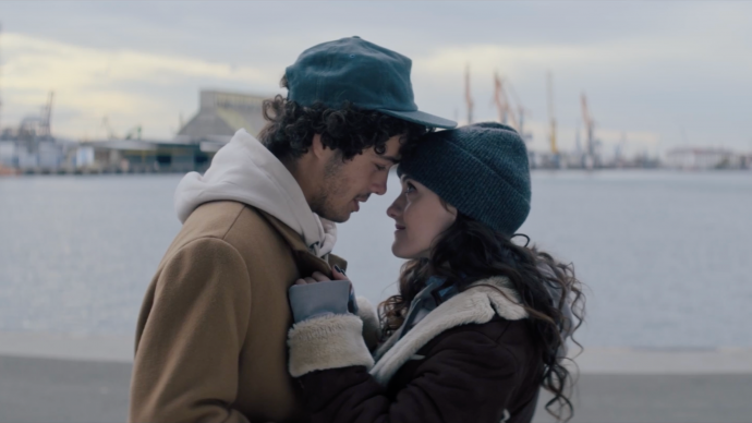 ЖЕНИ ИЗВЪН УПОТРЕБА