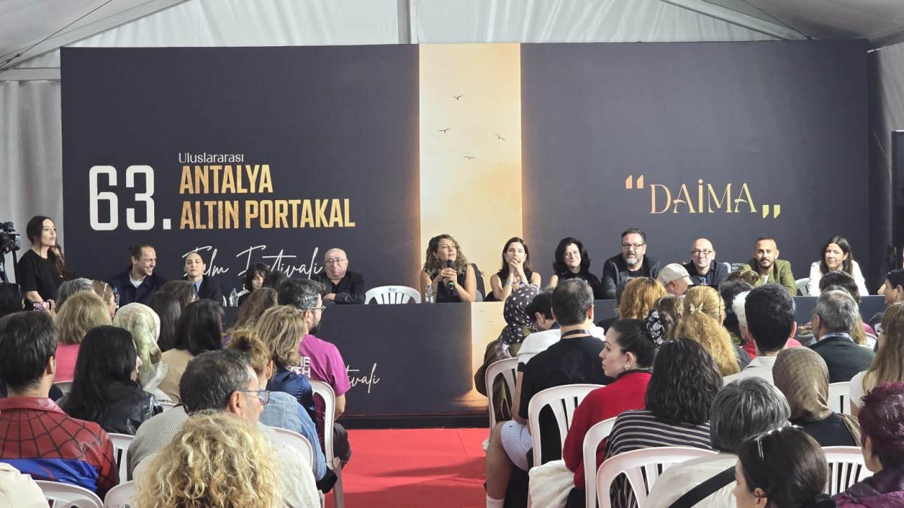 „КАКВОТО ОСТАВА“ в световната преса