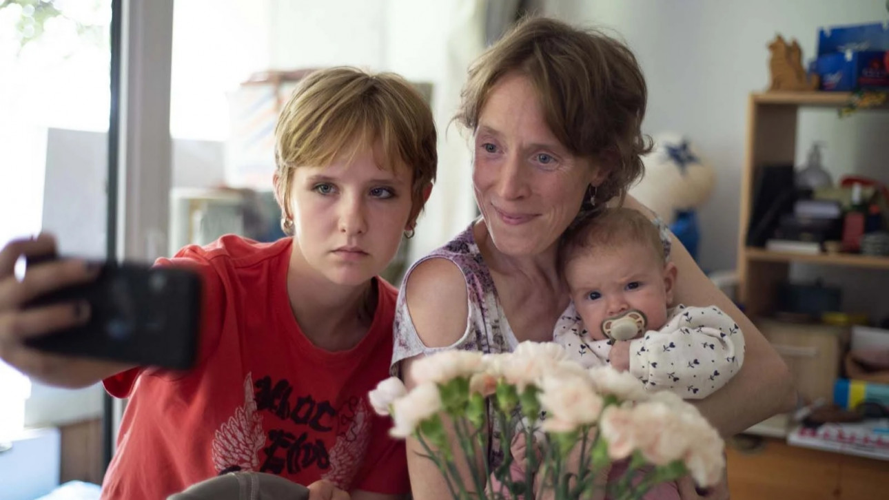 МЛАДИ МАЙКИ